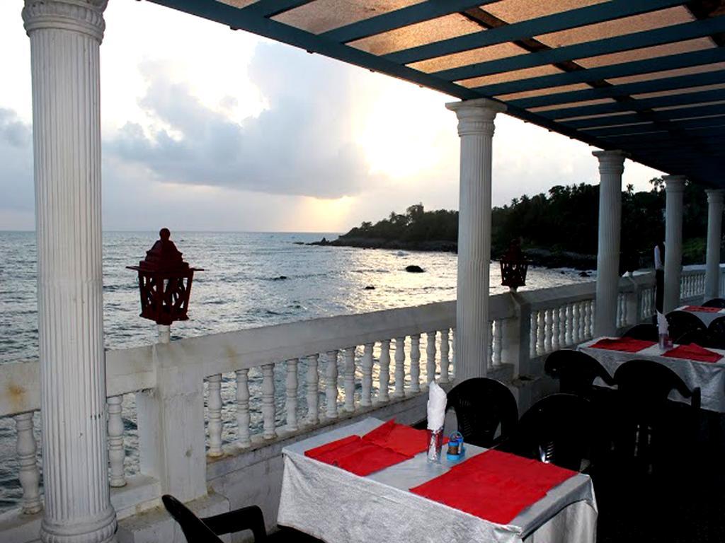 Mascot Beach Resort Kannur Room photo